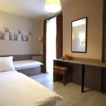 La Riva Hotel 3*
