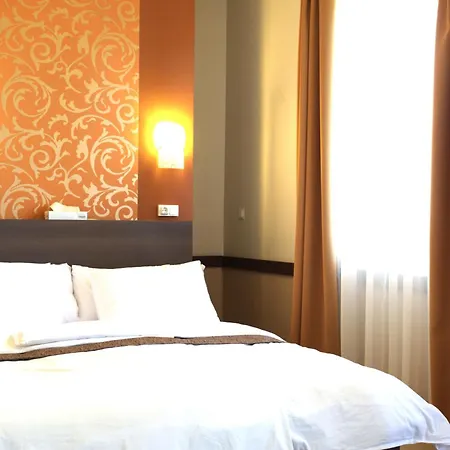 La Riva Hotel