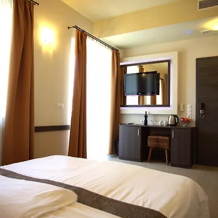 La Riva ホテル 3*