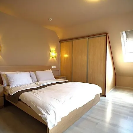 La Riva Hotel 3*